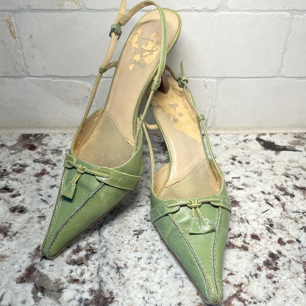 Pointed toe Sling-back Loafer